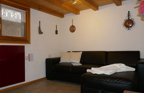 Malvaglia House | Beautiful private villa for 4 people with TV, balcony, pets allowed and parking