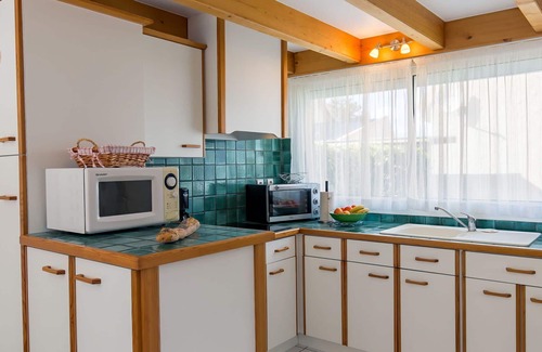 Plounevez-Lochrist House | Beautiful private villa for 3 guests with WIFI, TV, terrace and pets allowed