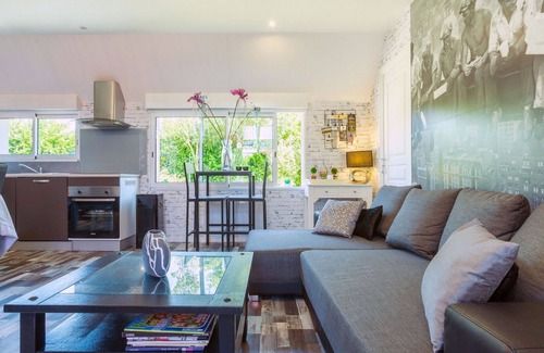Champeaux House | Beautiful private villa for 4 people with TV and terrace