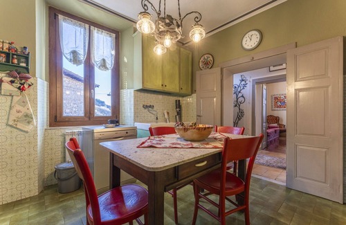 Pieve San Paolo Villa | Beautiful private villa for 6 guests with hot tub, WIFI, TV, balcony and panoramic view