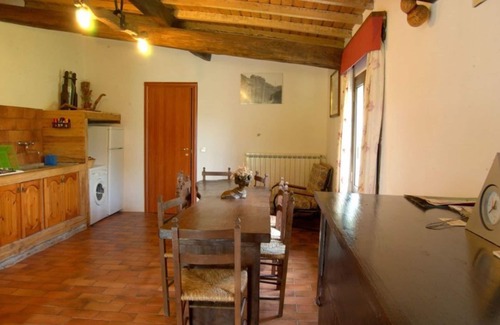 Pitigliano Villa | Beautiful private villa for 9 people with private pool, WIFI, pets allowed and panoramic view