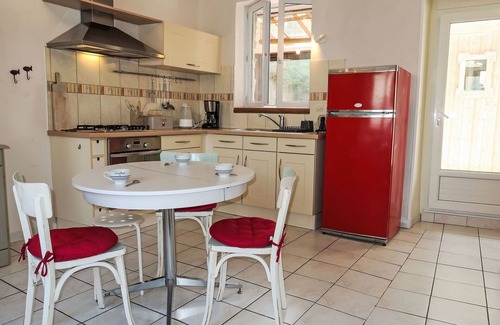 Le Ru House | Beautiful private villa for 5 guests with WIFI, TV and parking