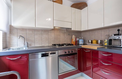 Portobello House | Beautiful private villa for 6 people with WIFI, A/C, TV, patio and pets allowed