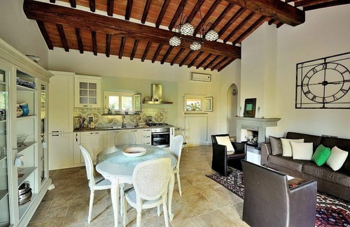 Cortona Villa | Beautiful private villa with WIFI, A/C, private pool, TV, terrace, panoramic view, close to Cortona