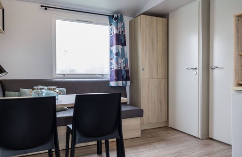 De Veenhoop House | Beautiful private villa for 4 people with WIFI, TV, terrace, pets allowed and parking