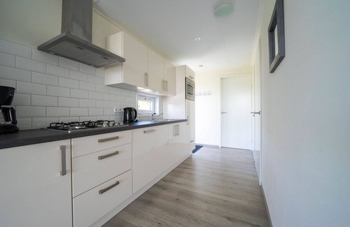 Nunspeet House | Beautiful private villa for 4 people with pool, WIFI, TV and terrace