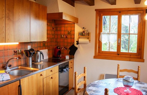 Moleson House | Beautiful private villa with WIFI, TV, terrace, pets allowed, panoramic view and parking