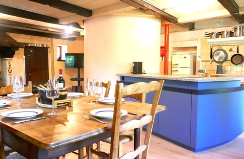 Semione House | Beautiful private villa for 6 people with WIFI, TV, patio and parking