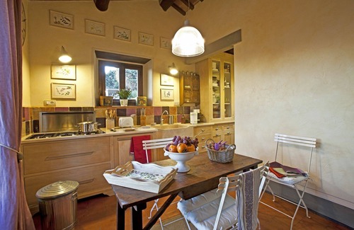 Cortona Villa | Beautiful private villa for 8 guests with private pool, WIFI, A/C, TV, veranda and panoramic view