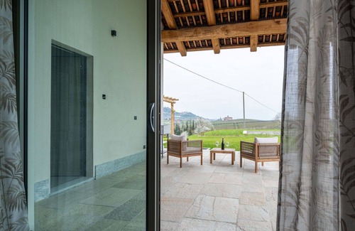 Novello House | Beautiful private villa for 10 guests with private pool, WIFI, A/C, terrace and panoramic view