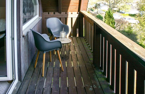Hausen House | Beautiful private villa for 8 people with WIFI, TV, terrace and pets allowed