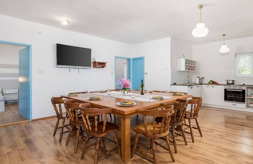 Lukovo House | Beautiful private villa for 12 guests with private pool, A/C, WIFI, TV, terrace and pets allowed