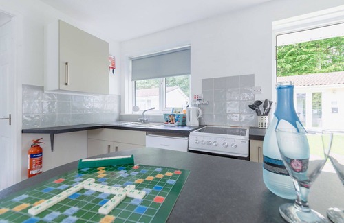 Liskeard House | Beautiful private villa for 4 people with WIFI, TV and patio