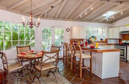 Palm Desert House | Beautiful property-3+2 Enchanting Oasis in south Palm Desert-Great Location!