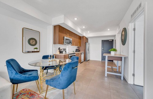 Overtown Apartment | Beautiful Property W/King Bed & Free Parking