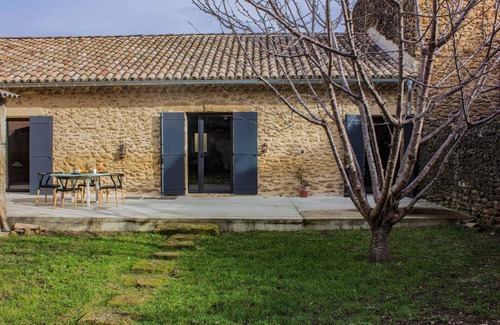 Rochegude Villa | Beautiful Provençale Window