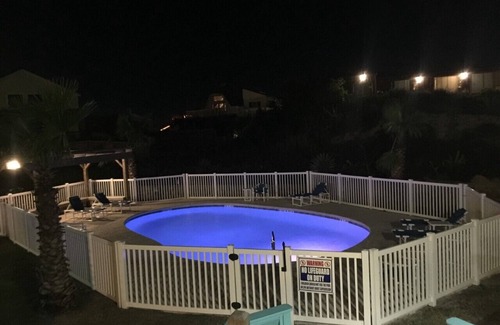 Port Aransas Condo | Beautiful Quaint Condo Just Steps To The Beach - Living The Good Life!