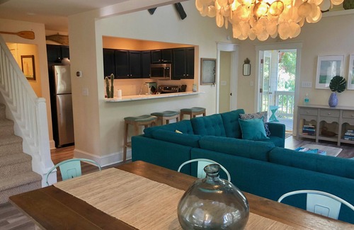 Bald Head Island House | Beautiful quiet home on Bald Head Island - short walk to beach