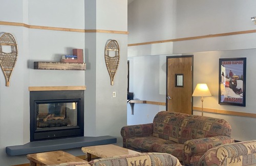 Grand Rapids Cabin | Beautiful, quiet, 7-acre camp on Bluewater Lake in Chippewa National Forest