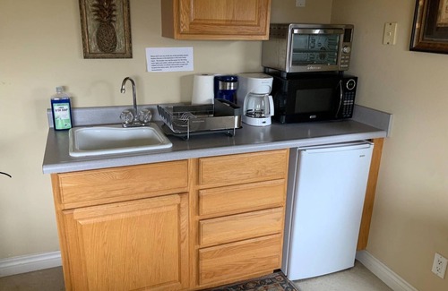 West Seattle Junction House | Beautiful quiet apartment with gorgeous views