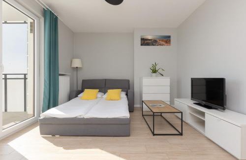 Warsaw Apartment | Beautiful & Quiet Studio Szeligowska by Noclegi Renters