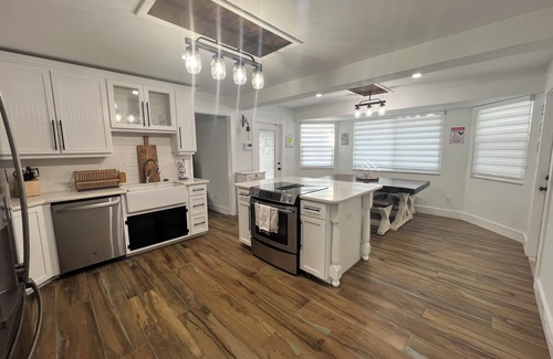 New Smyrna Beach House | Beautiful ranch house minutes from beach