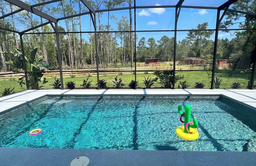 New Smyrna Beach House | Beautiful ranch house minutes from beach