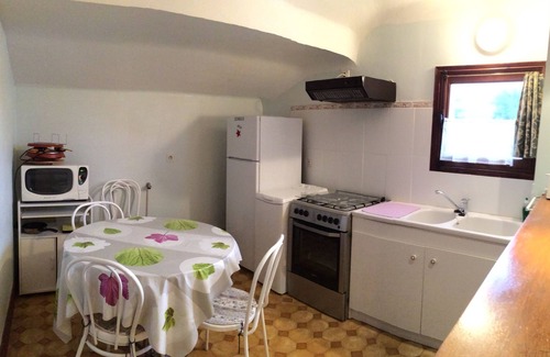 Bagneres-de-Luchon Apartment | Beautiful retro app, Luchon town center house av garden, very quiet, ideal family