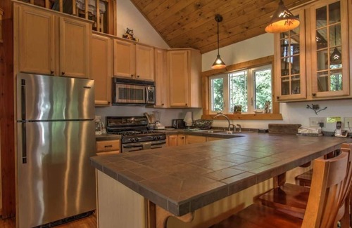 Red Lodge House | Beautiful Red Lodge Cabin right on the river and only minutes from town.