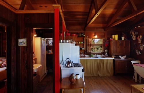 South Thomaston Cabin | Beautiful redwood cabin on the Atlantic Ocean, with a fabulous deck.