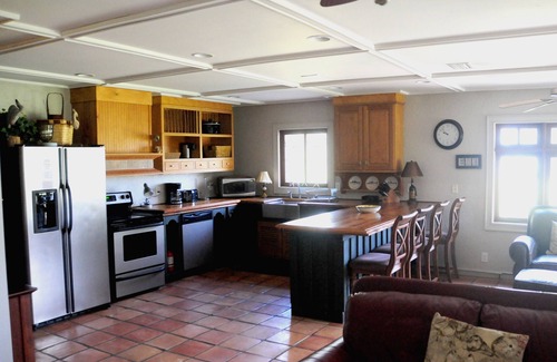 Gasque House | Beautiful & Relaxing - Waterfront Cottage 6 Mi. from Gulf Shores - Fort Morgan