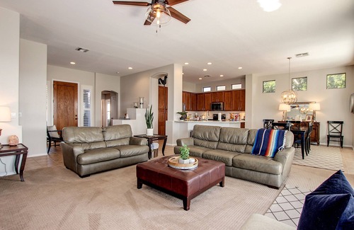 Gold Canyon House | Beautiful! Remodeled! Wonderful for Couples or Snowbirds on Vacation!