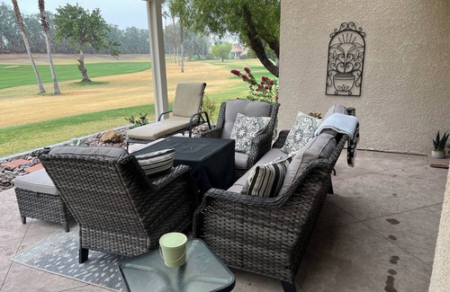 Palm Desert Condo | Beautiful Remodeled 2 bedroom condo on 17th hole in Palm Desert Resort CC