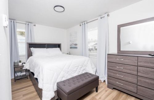 Spokane Valley House | Beautiful Remodeled Home 3 BD 1 BTH w Hot Tub