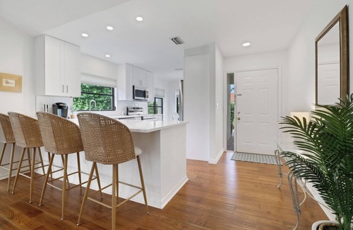 Naples Park Villa | Beautiful, Remodeled Villa Within Walking Distance to Vanderbilt Beach!