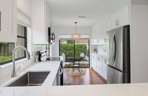 Naples Park Villa | Beautiful, Remodeled Villa Within Walking Distance to Vanderbilt Beach!