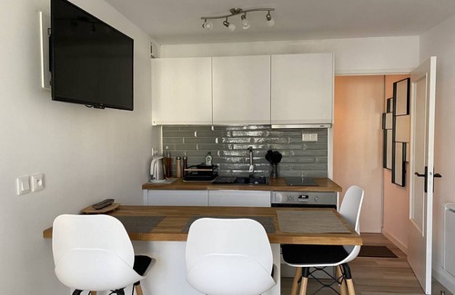 Perros-Guirec Apartment | Beautiful renovated apartment 20m from the beach of Trestraou in PERROS-GUIREC