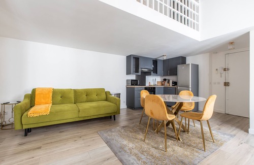 Cannes City Centre Apartment | Beautiful Renovated Duplex Min. from Beach/Palais