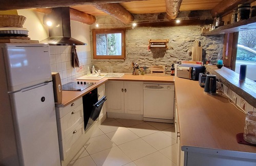 Estarvielle House | Beautiful renovated barn for 10 people. Close to ski resorts.