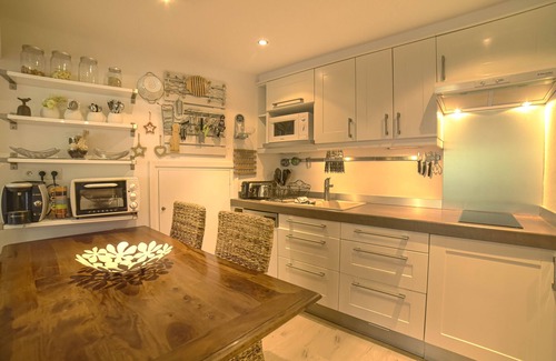 Meribel Apartment | Beautiful renovated apartment on the top floor in Meribel, near a track