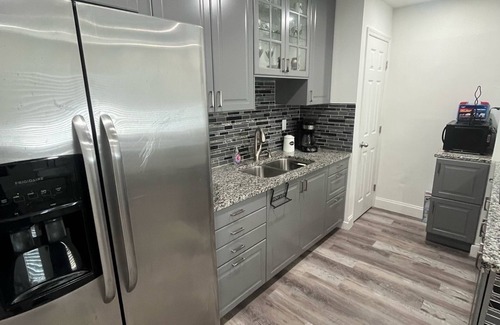 St. Cloud House | Beautiful Renovated house with 3 bedrooms 2 bathrooms and a big pool all covered