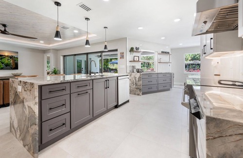 Central Naples Other | Beautiful resort castle in Naples, Florida