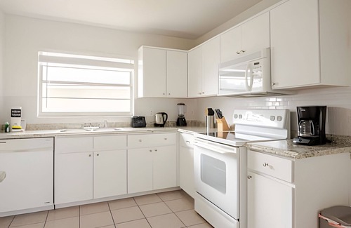 Indian Wells House | Beautiful Retreat *5min -> Disney *Pool *King Bed