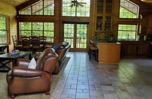 Heber Springs House | Beautiful River Front Cabin with Private Dock! Perfect spot for Trout Fishing!