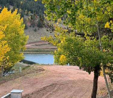 Divide House | Beautiful Rocky Mountain Home with views on 1 acre