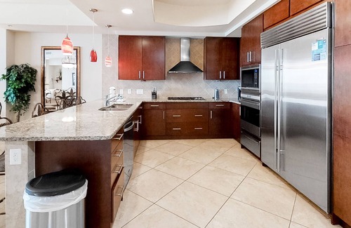 Orange Beach Condo | Beautiful & roomy condo in beachfront resort with pool, tennis & hot tub