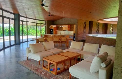 Payangan Villa | Beautiful Round Villa in Payangan