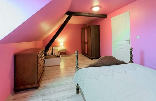 Bragelogne-Beauvoir House | Beautiful stone house with pool in charming wine village!