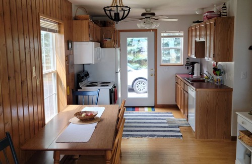 Oscoda Cottage | Beautiful Sandy Beach on Lake Huron