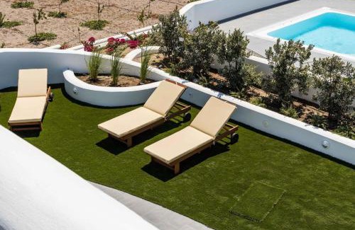 Karterados Villa | Beautiful Santorini Villa 2 Bedroom Villa Private Pool & Magical Sea Views Karterados